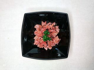 3. Tonno tartar