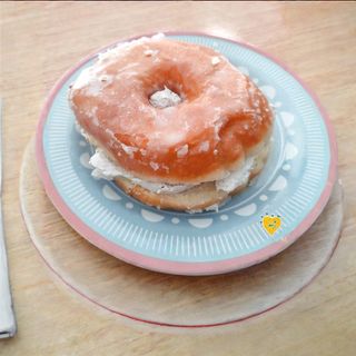 Donut relleno nata