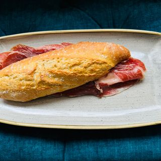 Bocadillo De Paleta Ibérica