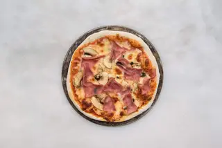 Pizza Quattro Stagioni﻿