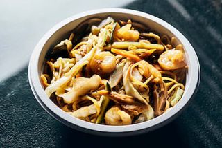 Noodles gambero e verdure
