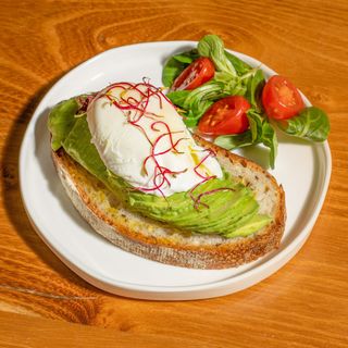 Avocado Toast (disponibile fino alle 11.30)