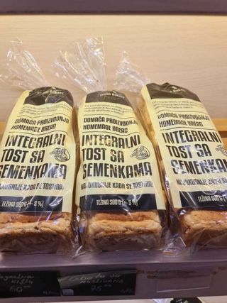 Integralni tost sa semenkama 500g