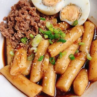 Topoki bulgogi con queso