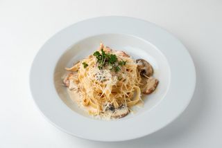 პასტა ქათმით /pasta with chicken /паста с курицей 