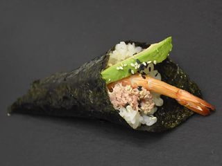 TE6.  temaki ebi avocado - 1 pezzo
