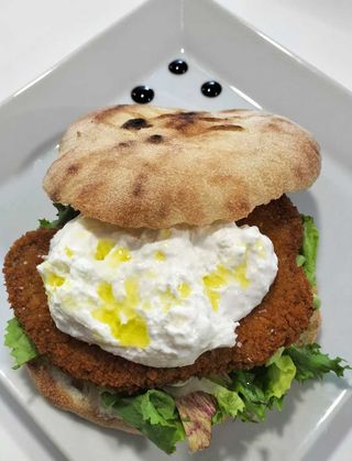 Cotoletta e stracciatella