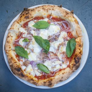 Pizza Tonno E Cipolle (32 Cm..)