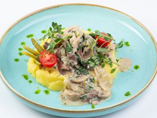 Бефстроганов