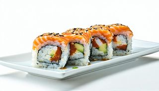 Uramaki teiyaki rolls