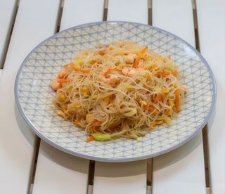 30 Spaghetti di riso con frutti di mare