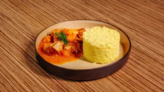 Chicken gulyash with rice basmati