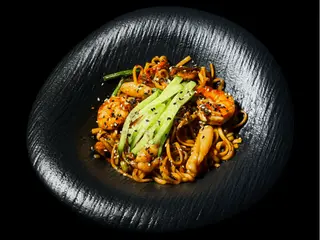 Удон з морепродуктами (290г)