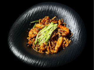 Удон з морепродуктами (290г)