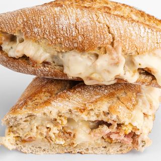 Bocadillo Especial 3Cés