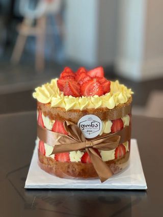 ხილის ტორტი ფრანგული კრემით 6-8 ნაჭერი