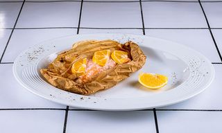 გამომცხვარი ორაგული ლიმონის სოუსში