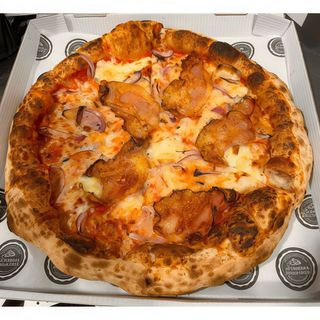 Pizza clásica Emiliana (30 cm.)