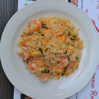 144. Riso saltato con gamberi