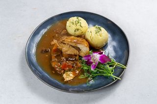 Indyk z Borowikami w Sosie Grzybowym