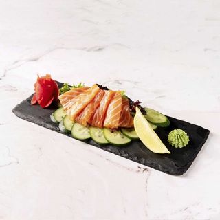 Сашимі лосось (150г)