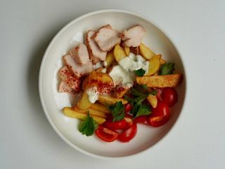 Стейк з курки та сирною картоплею (390г)