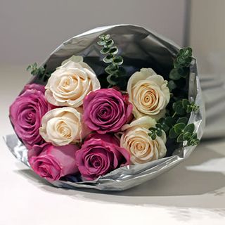 Srebrno i lila. 7 ruža