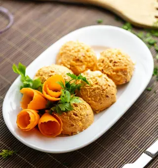 Urnebes salata