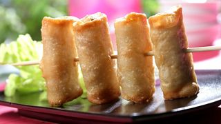 Rollitos mango y gambas 4 uds.