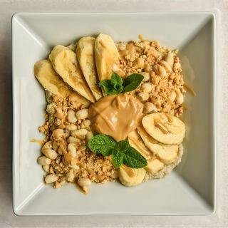 Ovsena kaša s kikiriki puterom i bananom 500gr