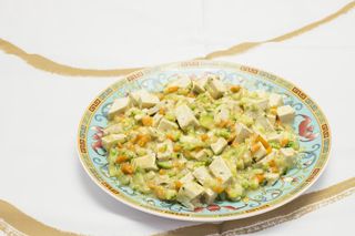 Tofu al curry suave y verdura