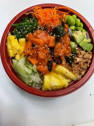 Poke salmón spicy