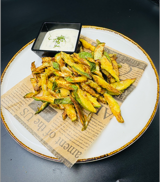 Пържени тиквички по гръцки с чеснов сос (350г)