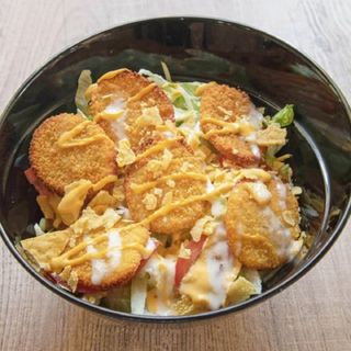 CRISPY CHICKEN SALAD