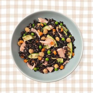 Insalata di Riso Nero al Salmone