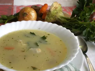 Pileća čorba