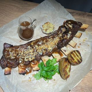 Запеченные говяжьи рёбра XL - 0.5кг