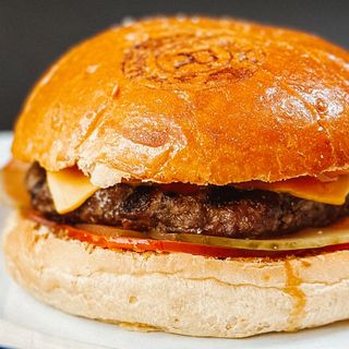 Бургер Cheeseburger (300г)