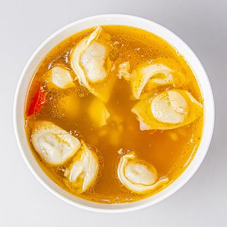 Пельмени с бульоном