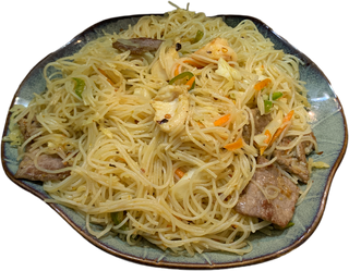 Fideo De Arroz Estilo Singapur新加坡粉干