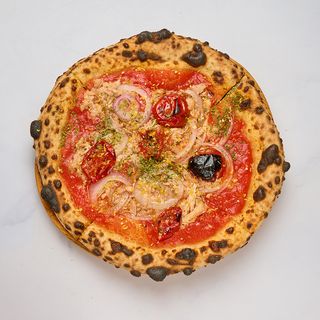 Tuna pizza 24cm