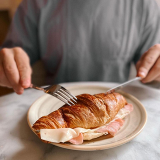 Croissant Jamón Y Queso