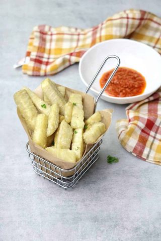 Fried Yam With Tomato Sauce