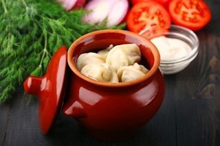 პელმენი ხორცით ქოთანში