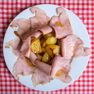 Arrosto di vitello con patate al forno + Coca Cola lattina 330ml 