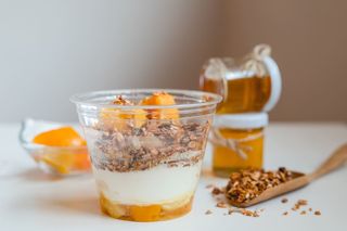 Лимецова гранола с манго