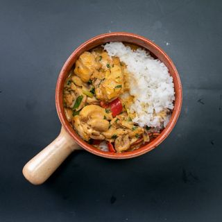 Curry cu pui si orez