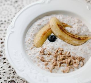 Лляна каша з бананом