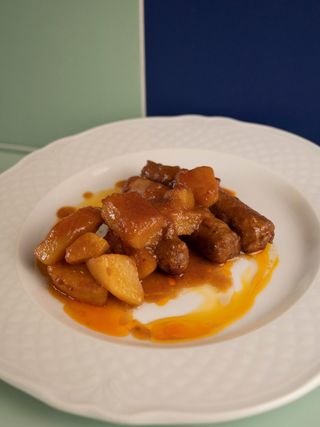 Salsiccia e patate al forno