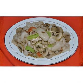 85. Пиле с пресни гъби (600г)